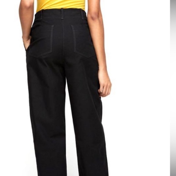 Day off Pant Aritzia in black - Picture 2 of 3